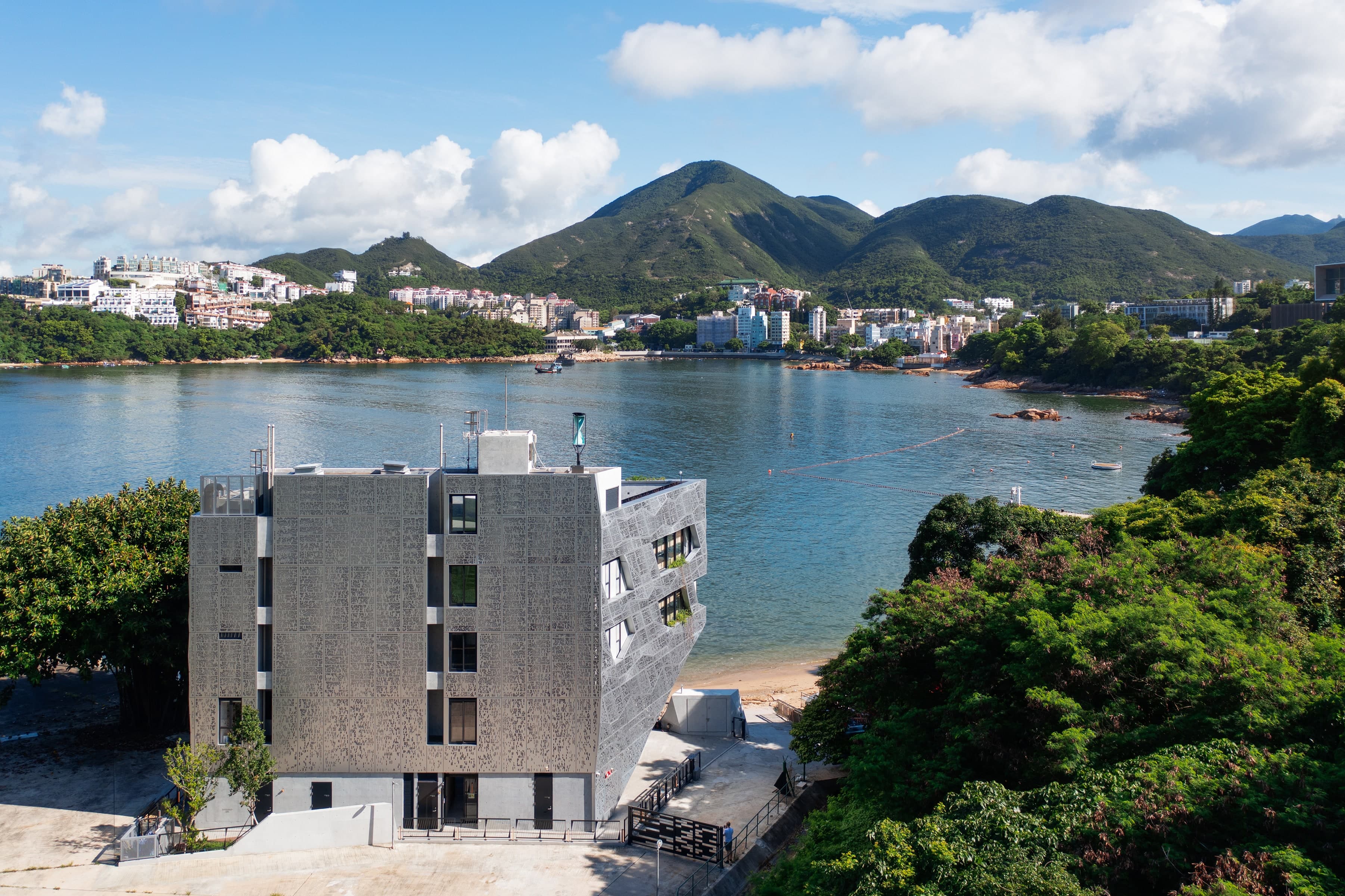 Parametric Design Goes Local: Customization at the Neighborhood Scale
