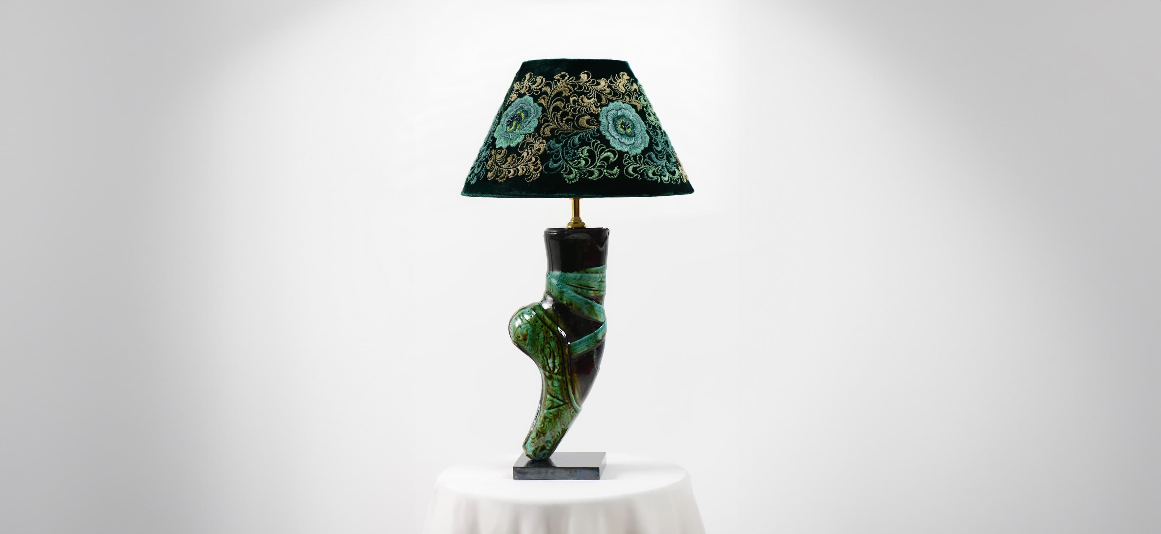 "The Sublimation" - The Ballet Ceramic Embroidery Table Lamp