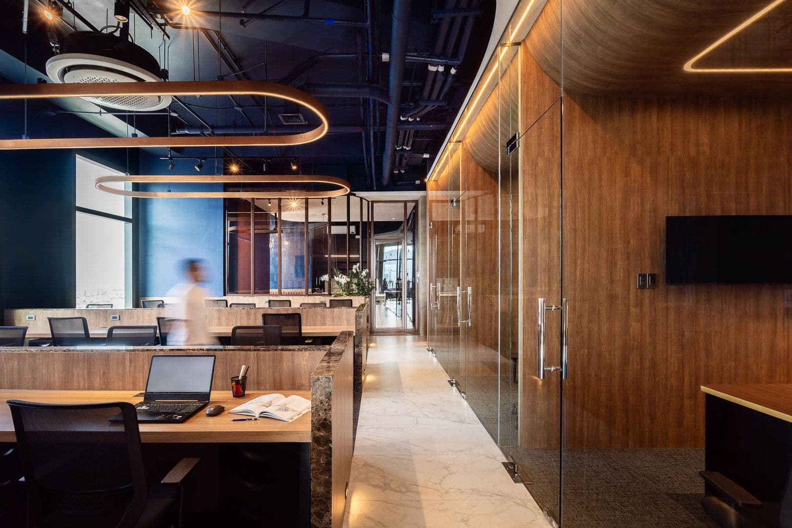 YM Cargo HQ