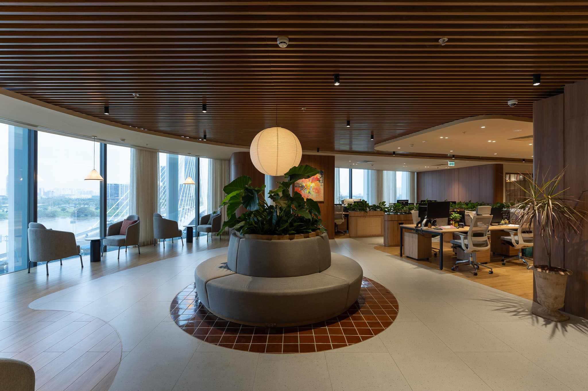 HEAD OFFICE AMPERSAND MANAGEMENT