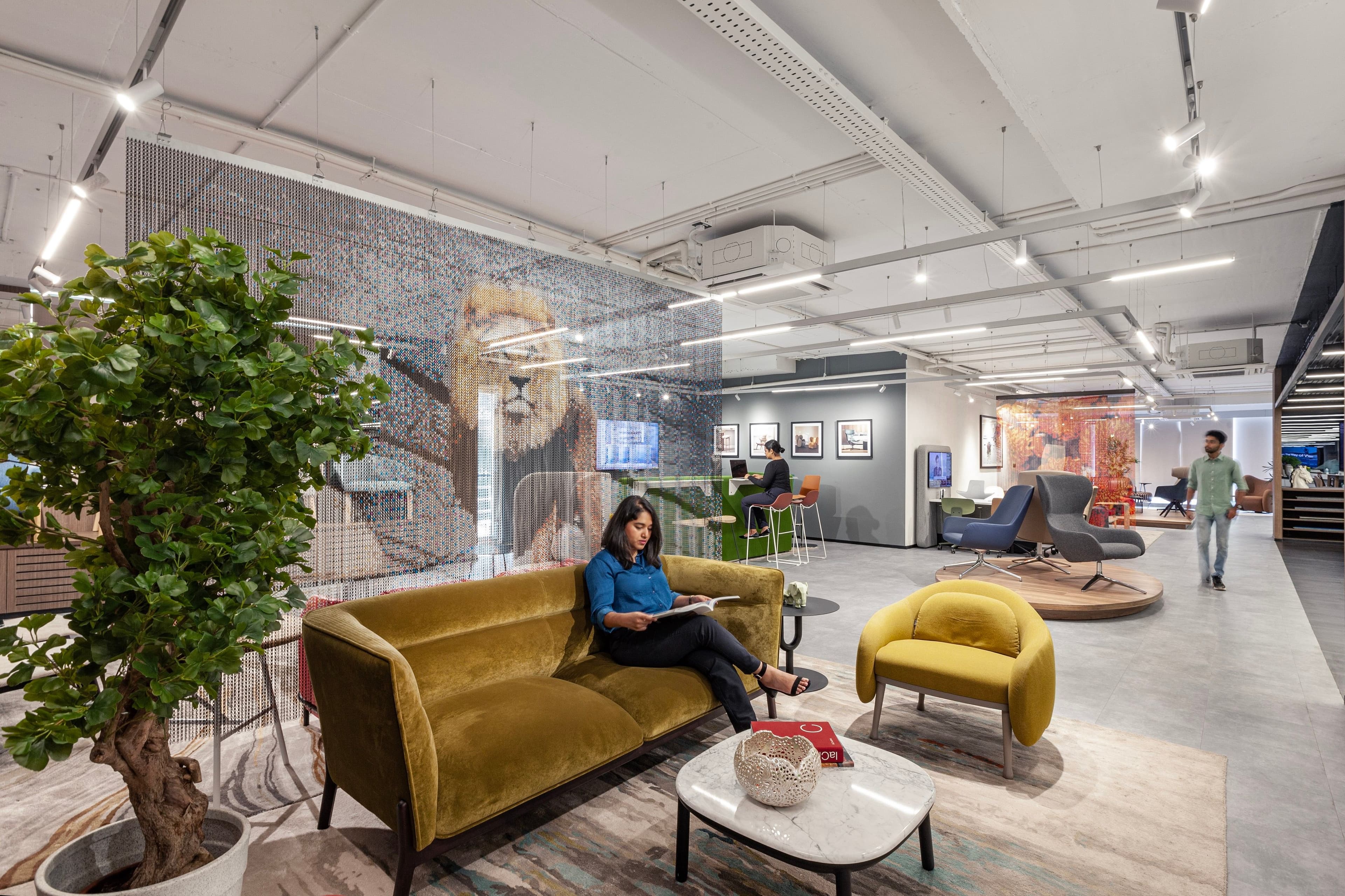The Architecture of Startups: Flexible Workspaces and Economic Agility